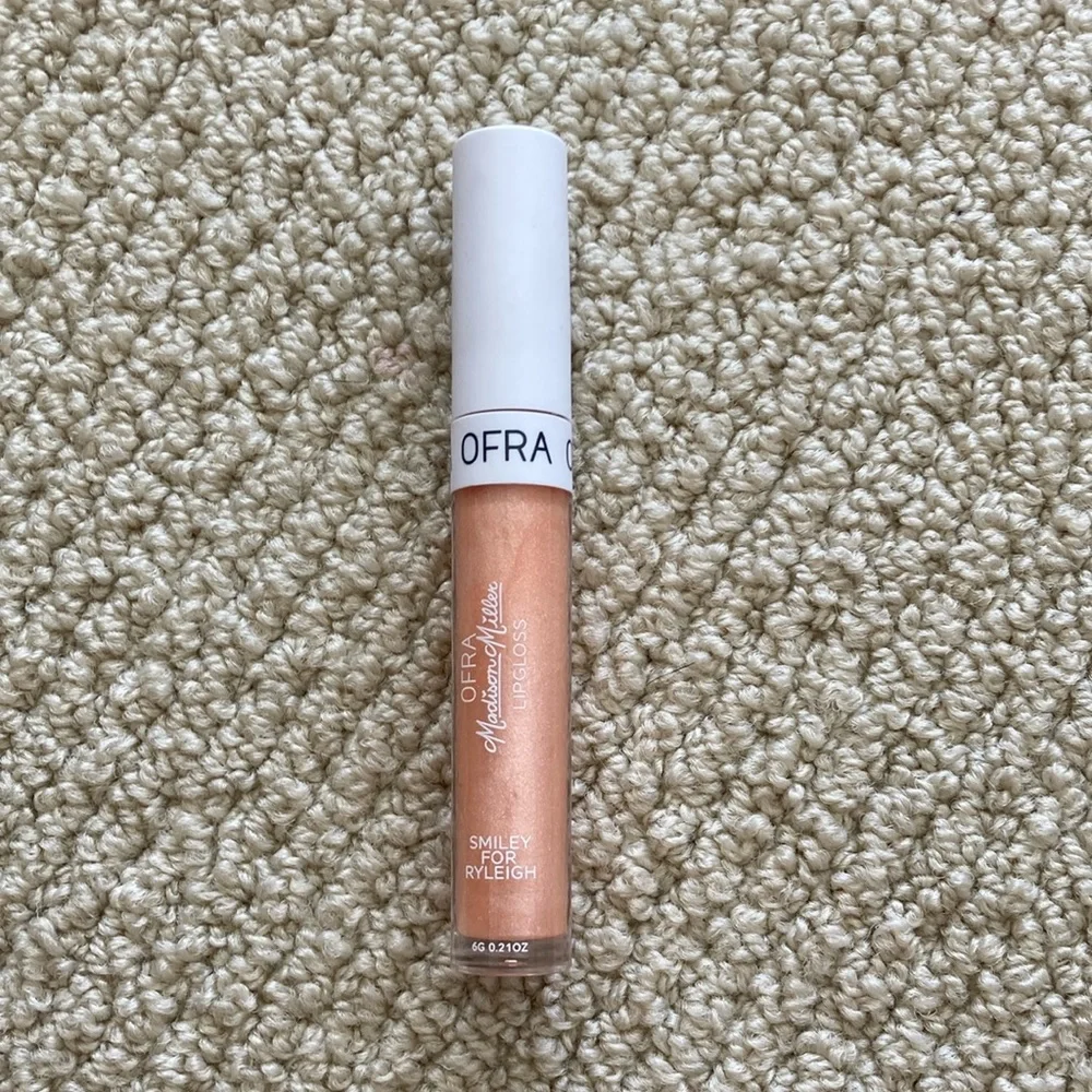 Ofra Smiley for Riley Lip Gloss Like New Orange Sparkles Full Size 0.21 oz